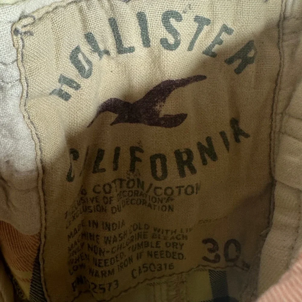 Hollister Plaid Men's Shorts size‎ 30 Multicolor